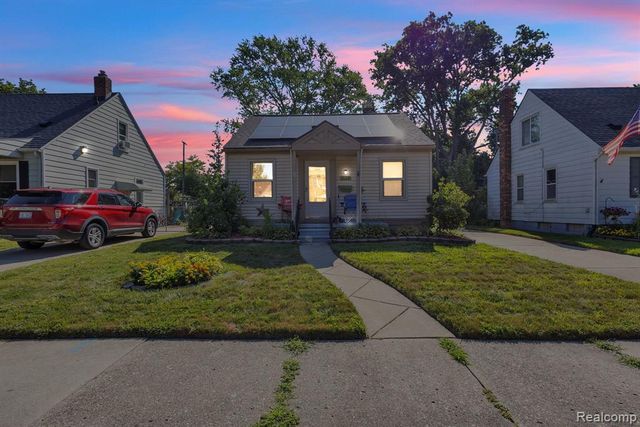 2129 Geneva Street, Dearborn, MI 48124