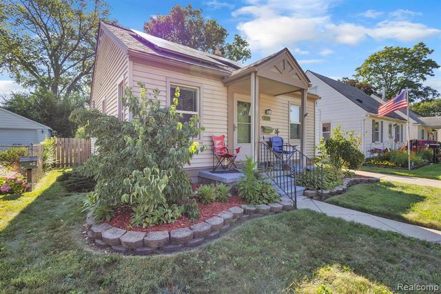 2129 Geneva Street, Dearborn, MI 48124