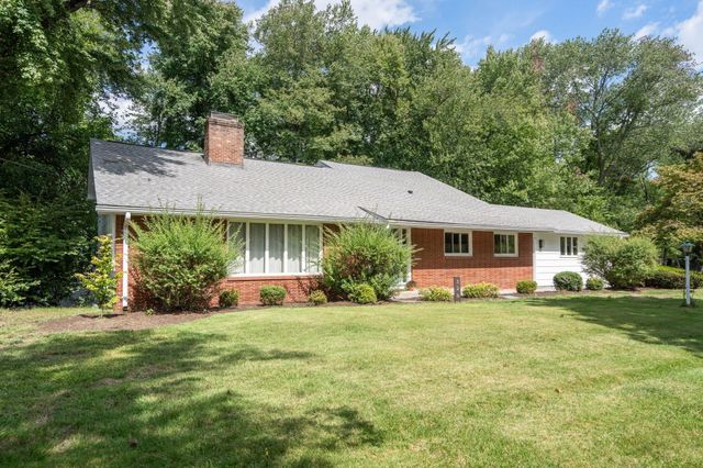 326 Williams, Longmeadow, MA 01106