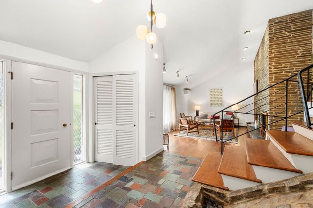 326 Williams, Longmeadow, MA 01106