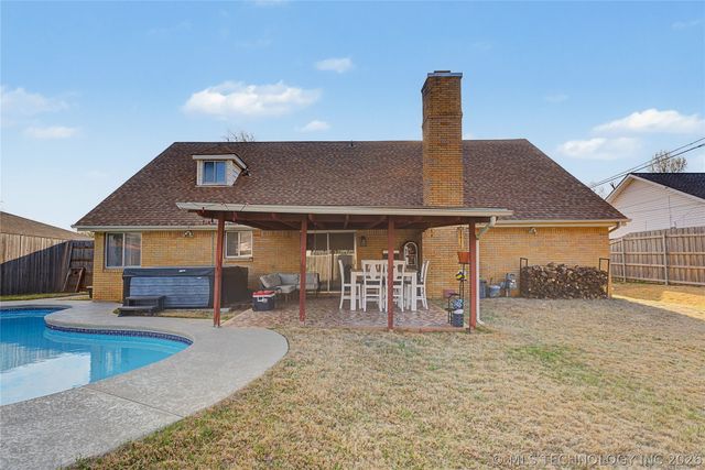 3762 S Darlington Avenue, Tulsa, OK 74135