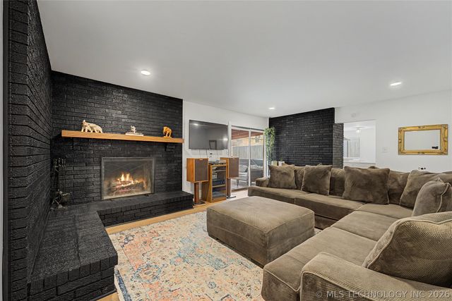 3762 S Darlington Avenue, Tulsa, OK 74135