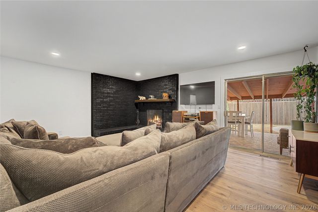 3762 S Darlington Avenue, Tulsa, OK 74135