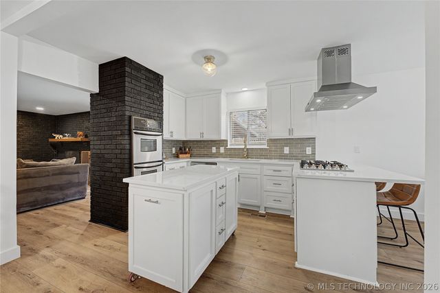 3762 S Darlington Avenue, Tulsa, OK 74135