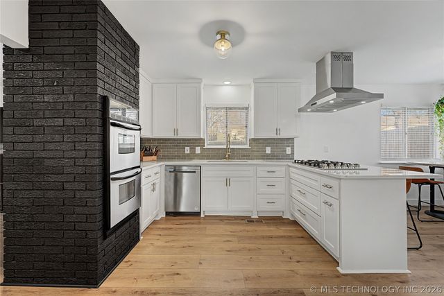 3762 S Darlington Avenue, Tulsa, OK 74135