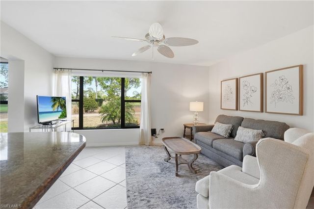 5765 Trailwinds DR 111, Fort Myers, FL 33907