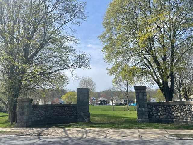 276 Albion St. 2, Wakefield, MA 01880