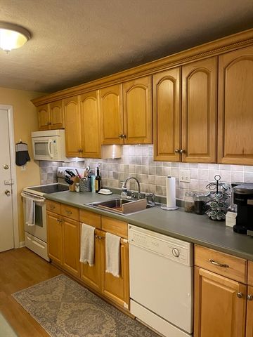 276 Albion St. 2, Wakefield, MA 01880