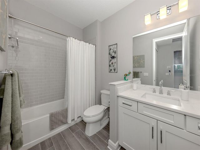 200 TRACINO TERRACE, North Venice, FL 34275