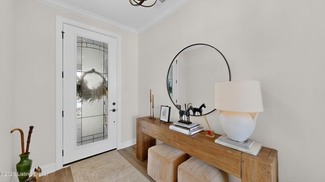 1809 Dressage Cir, Louisville, KY 40245