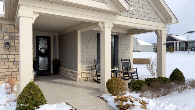 1809 Dressage Cir, Louisville, KY 40245