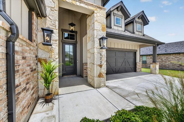 1720 River Bend Road, Burleson, TX 76028