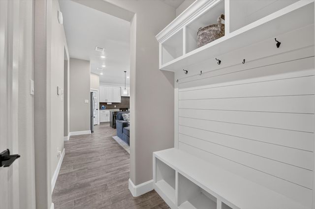 1720 River Bend Road, Burleson, TX 76028