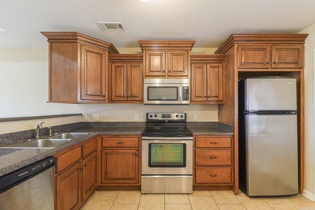 4728 Wildwood Lane, Jonesboro, AR 72405