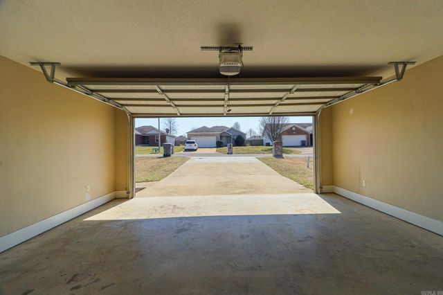 4728 Wildwood Lane, Jonesboro, AR 72405