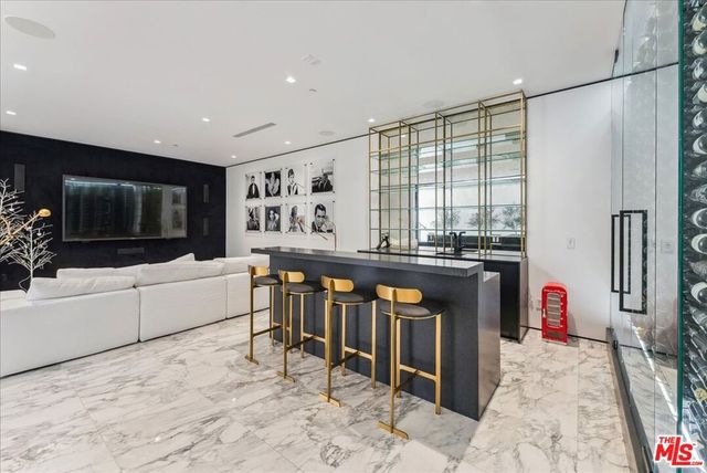 213 S La Peer Drive, Beverly Hills, CA 90211