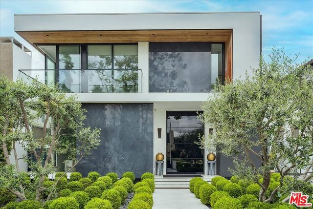 213 S La Peer Drive, Beverly Hills, CA 90211