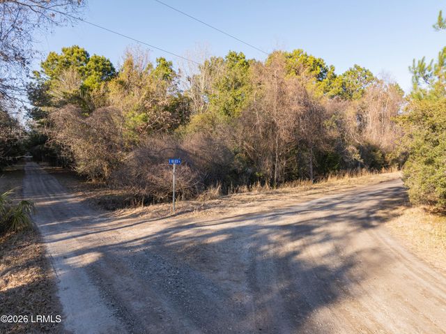 Tbd R Walker Lane, St. Helena Island, SC 29920