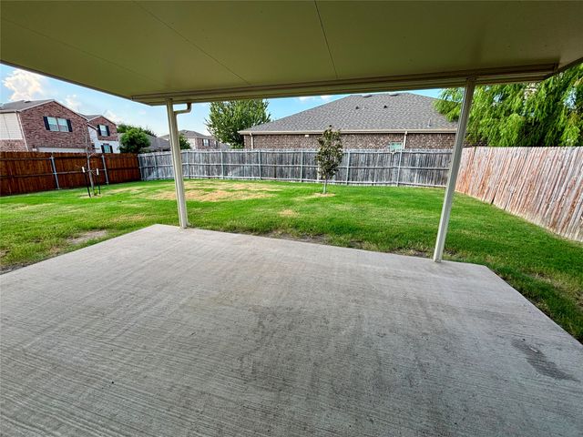 104 Abelia Drive, Fate, TX 75189