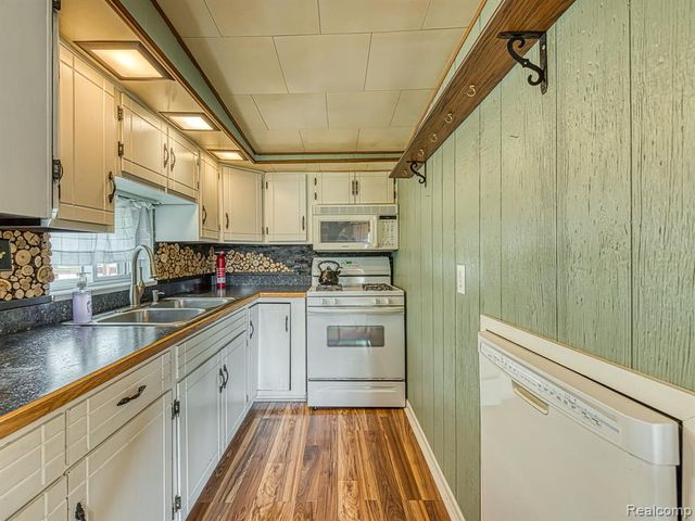 557 Alfred Street, Brooklyn, MI 49230