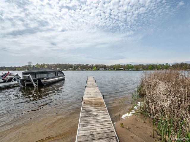 557 Alfred Street, Brooklyn, MI 49230