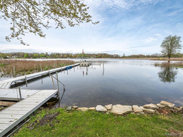 557 Alfred Street, Brooklyn, MI 49230