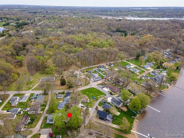 557 Alfred Street, Brooklyn, MI 49230
