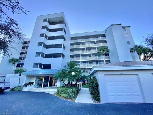 290 Naples Cove DR 2205, Naples, FL 34110