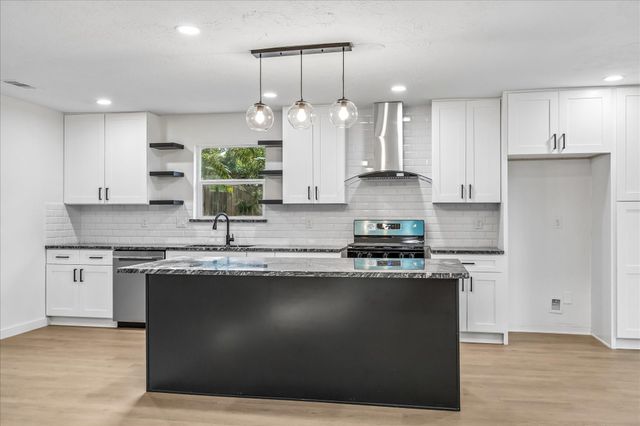 3430 Sycamore Shadows Drive, Kingwood, TX 77339