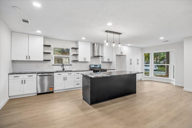 3430 Sycamore Shadows Drive, Kingwood, TX 77339