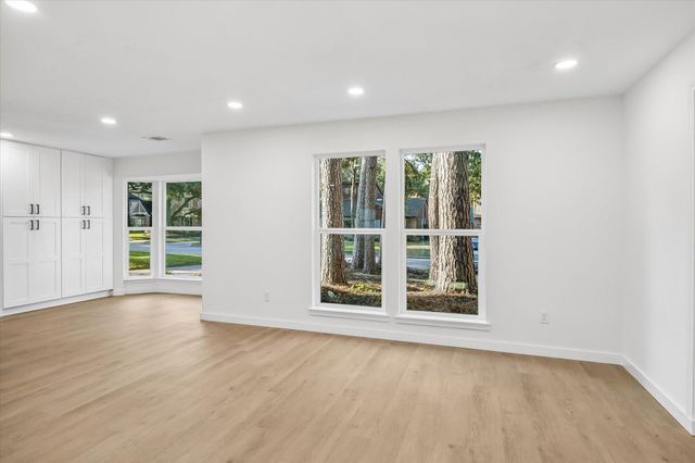 3430 Sycamore Shadows Drive, Kingwood, TX 77339