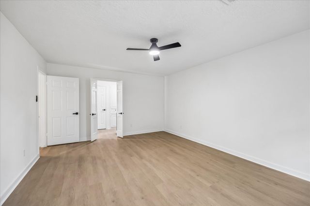 3430 Sycamore Shadows Drive, Kingwood, TX 77339