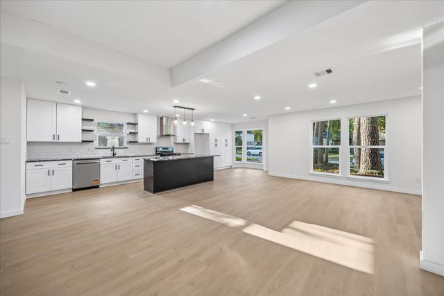 3430 Sycamore Shadows Drive, Kingwood, TX 77339
