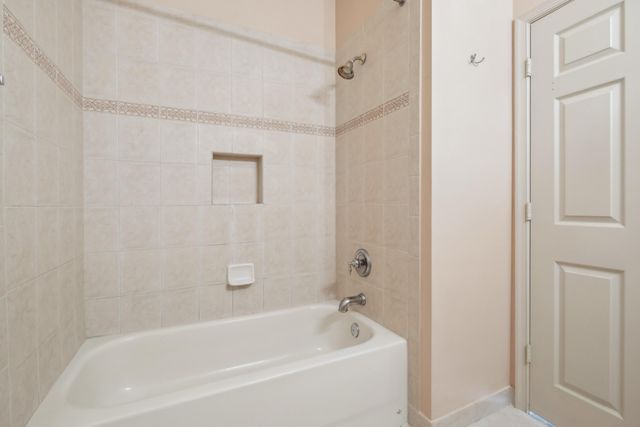 2584 SW Stockbridge Sq Square SW, Vero Beach, FL 32962