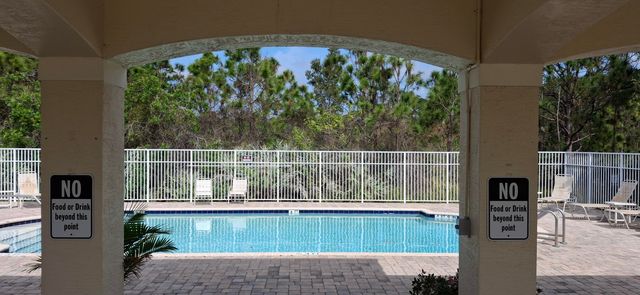 2584 SW Stockbridge Sq Square SW, Vero Beach, FL 32962