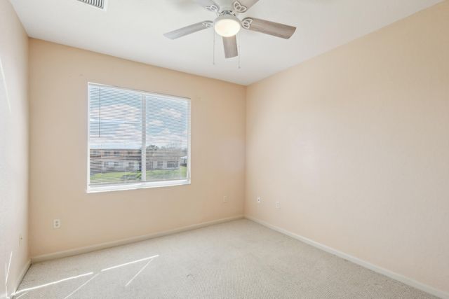 2584 SW Stockbridge Sq Square SW, Vero Beach, FL 32962