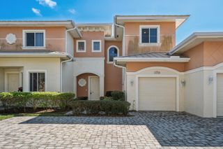 2584 SW Stockbridge Sq Square SW, Vero Beach, FL 32962