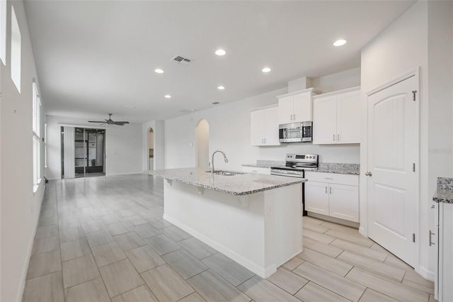 9468 KOMIKA LANE, Winter Garden, FL 34787