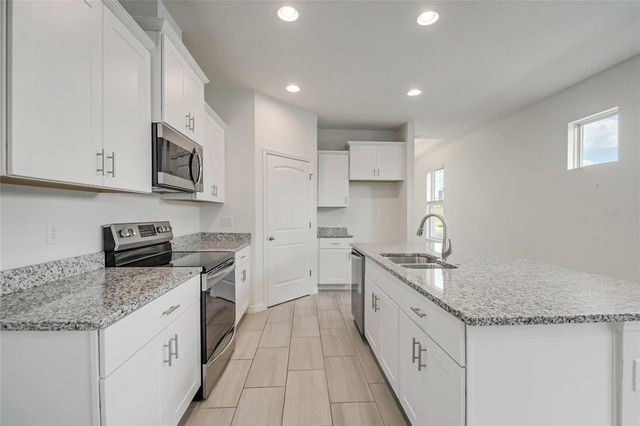 9468 KOMIKA LANE, Winter Garden, FL 34787