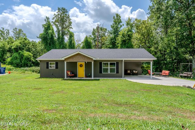 105 Wealdwood Drive, Clinton, TN 37716