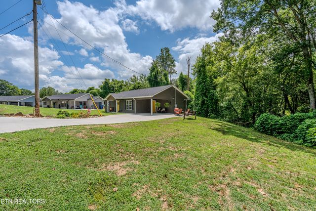 105 Wealdwood Drive, Clinton, TN 37716