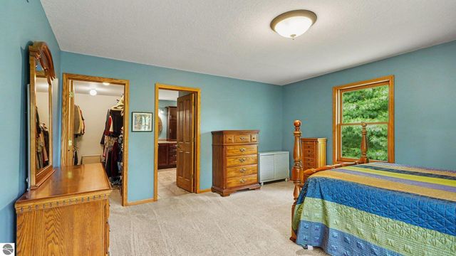 1560 Bruder Drive, Mt Pleasant, MI 48858