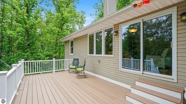 1560 Bruder Drive, Mt Pleasant, MI 48858