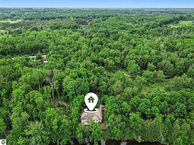 1560 Bruder Drive, Mt Pleasant, MI 48858