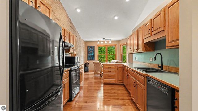 1560 Bruder Drive, Mt Pleasant, MI 48858