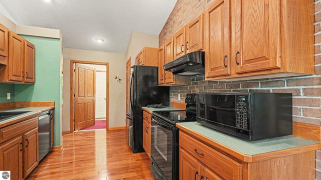 1560 Bruder Drive, Mt Pleasant, MI 48858