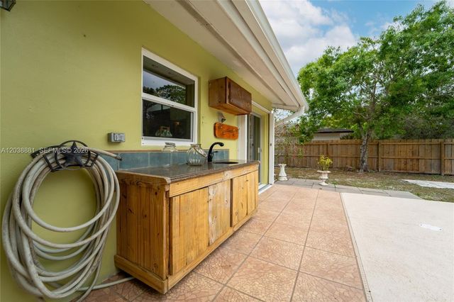 607 N Coconut Ave N 607, Port St. Lucie, FL 34952