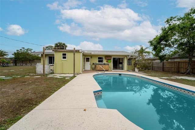 607 N Coconut Ave N 607, Port St. Lucie, FL 34952