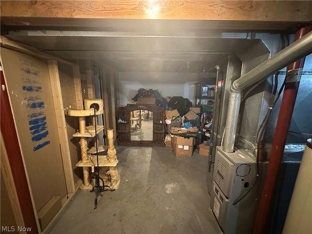 360 James Avenue, Akron, OH 44312