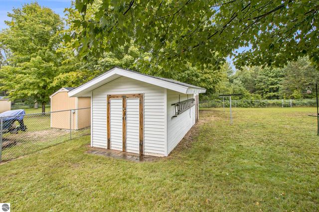 8901 Lake Ann Road, Lake Ann, MI 49650